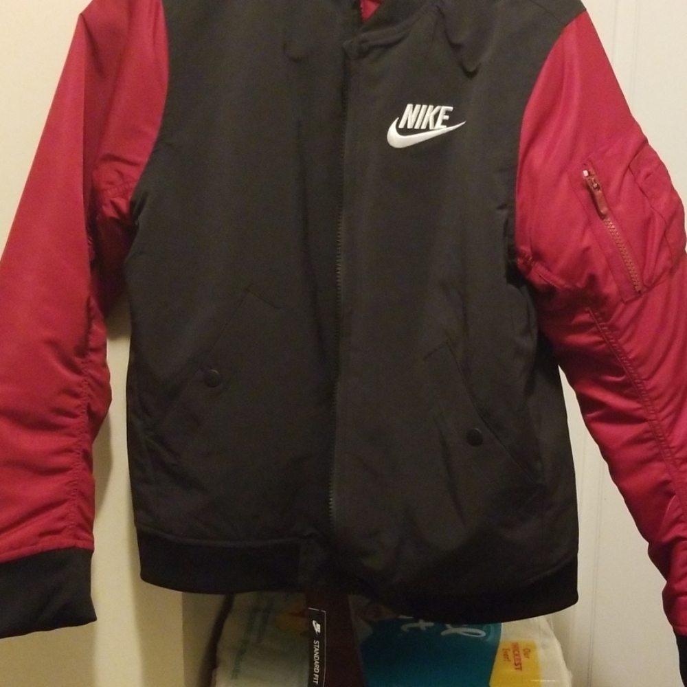 Nike bomber